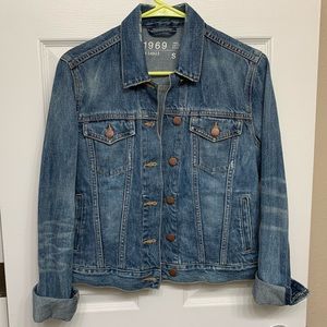 Gap Distressed Jean Jacket S Small
